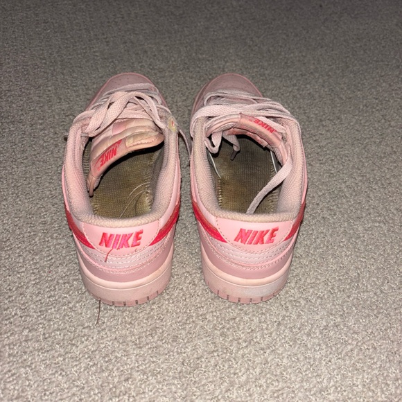 Nike Dunks - Picture 5 of 9